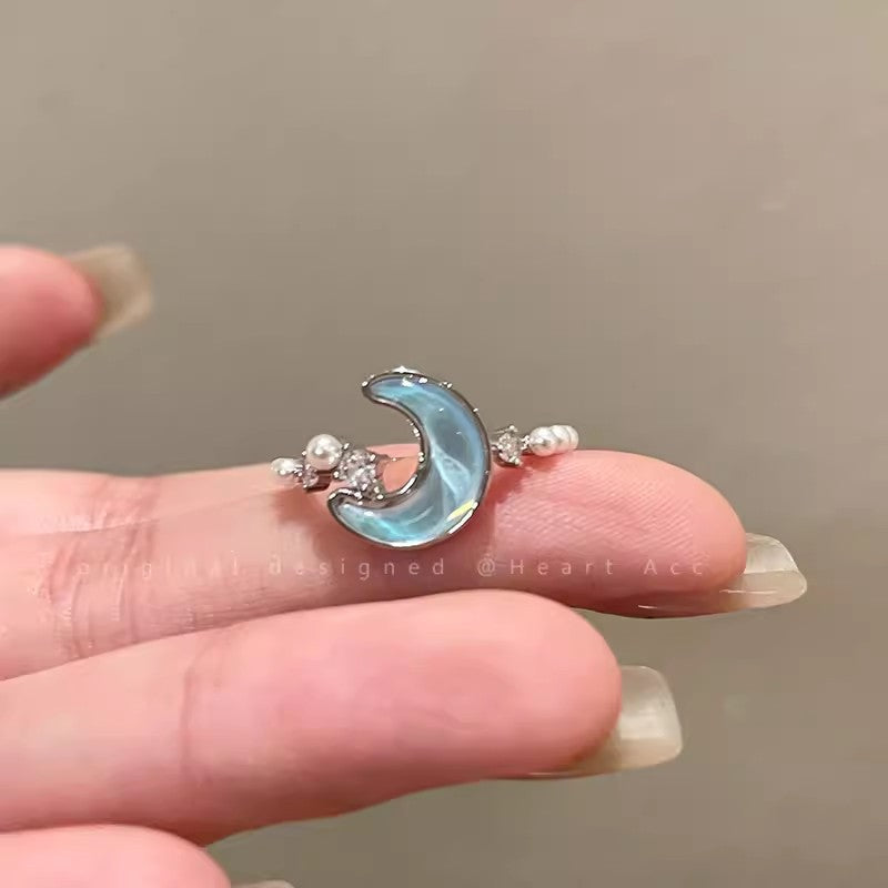 Glacier Blue Star Moon Opening Ring