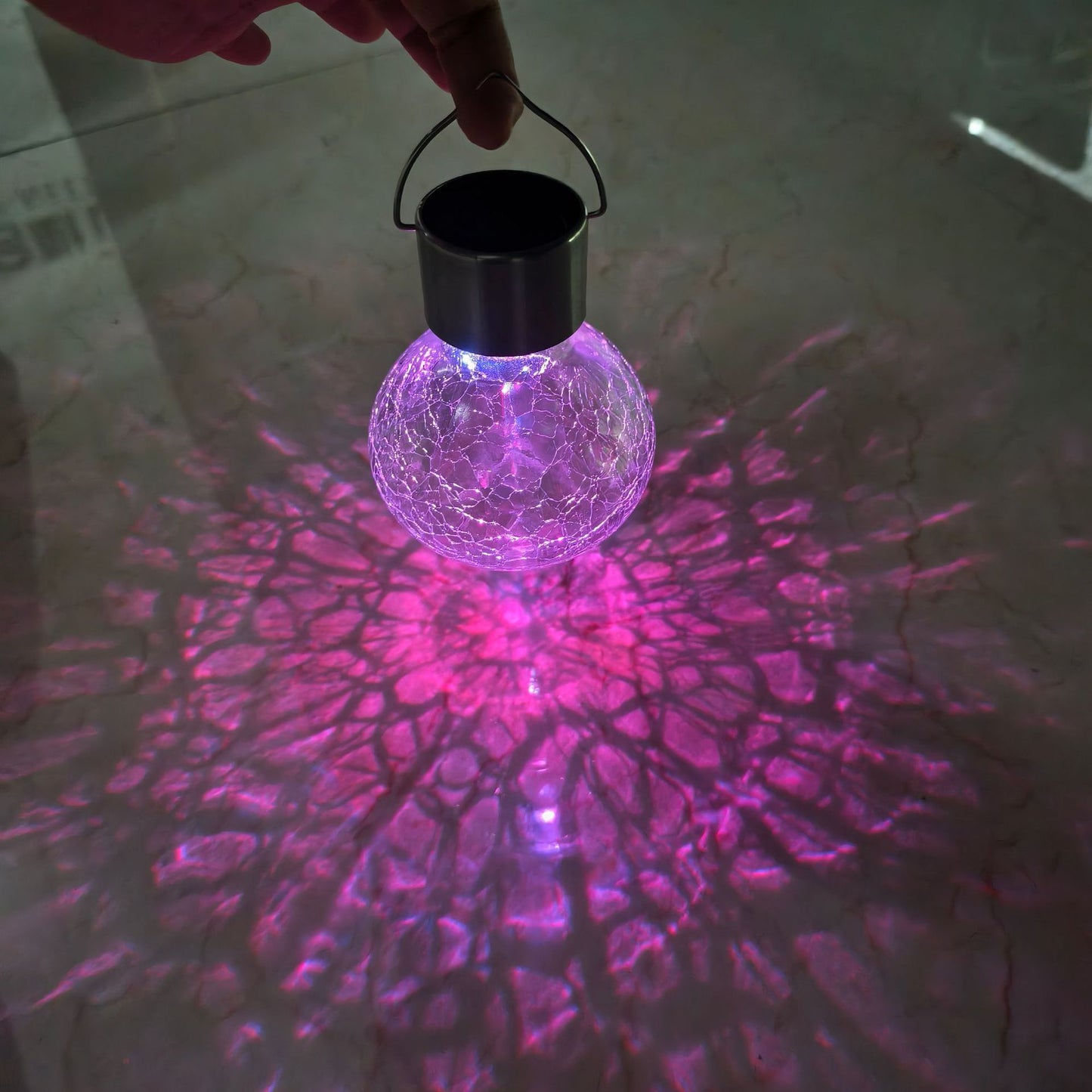 Glass crack light
