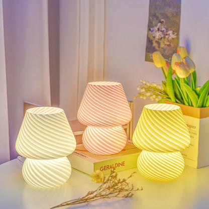 Glass table lamp in the "ins" style
