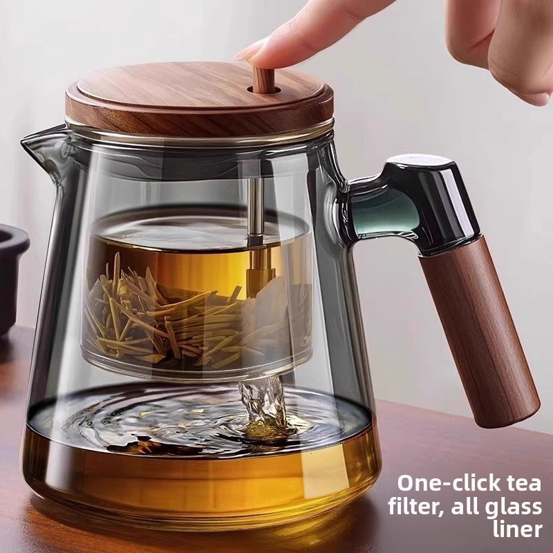 Glass teacup