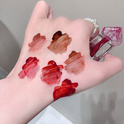glossy lip glaze