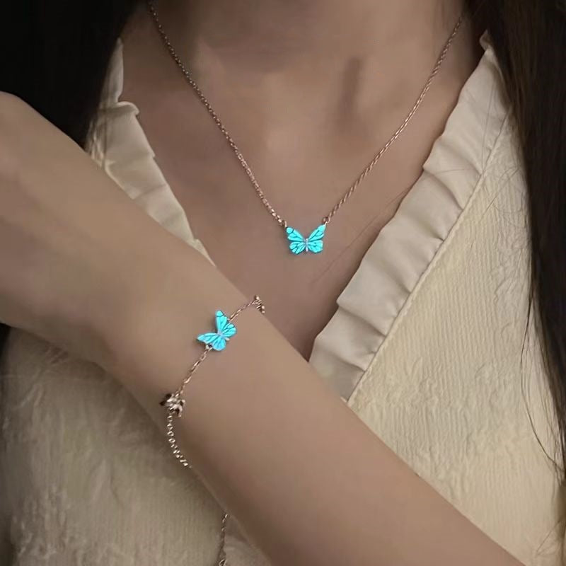 Glowing Bracelet