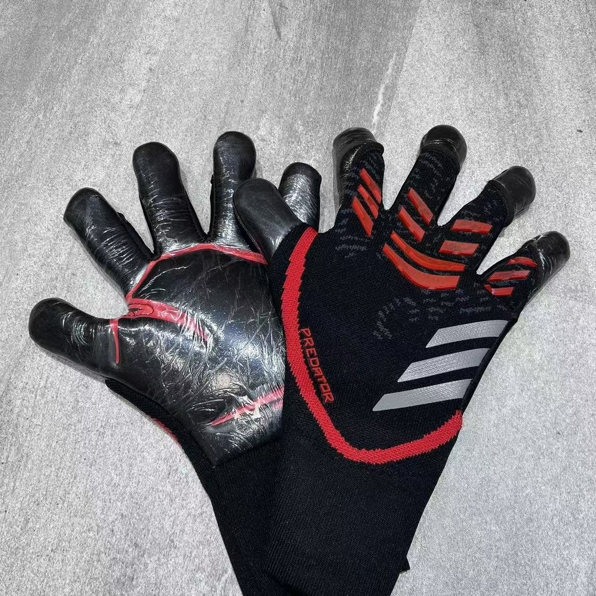 goalkeeper gloves
