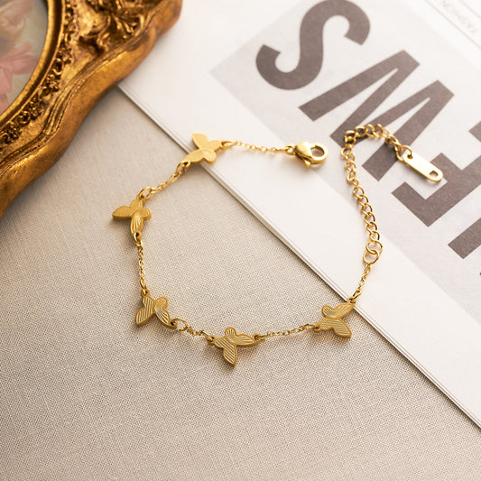 gold bracelet