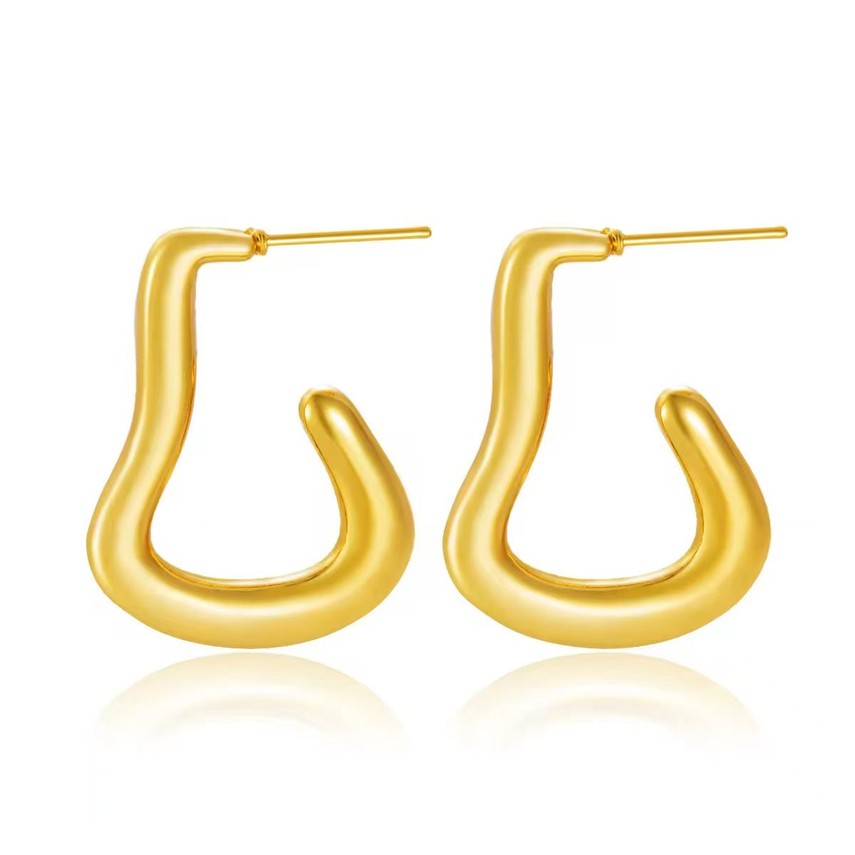 gold earrings