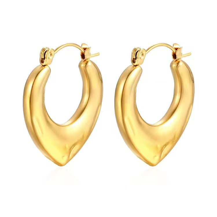 gold earrings