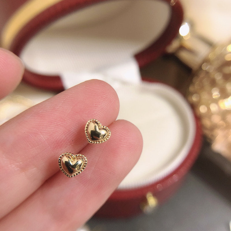 Gold earrings