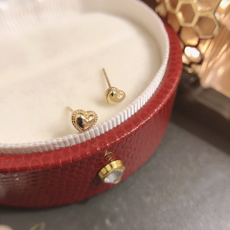 Gold earrings