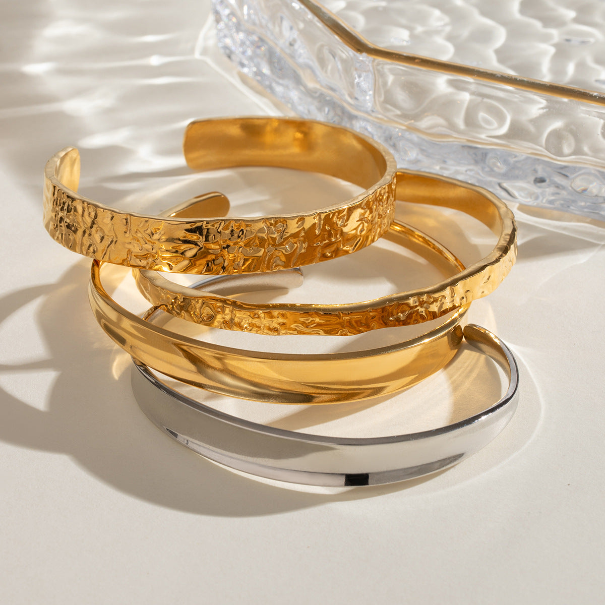 Gold Plated Stainless Steel Hammer Pattern Open Bracelet