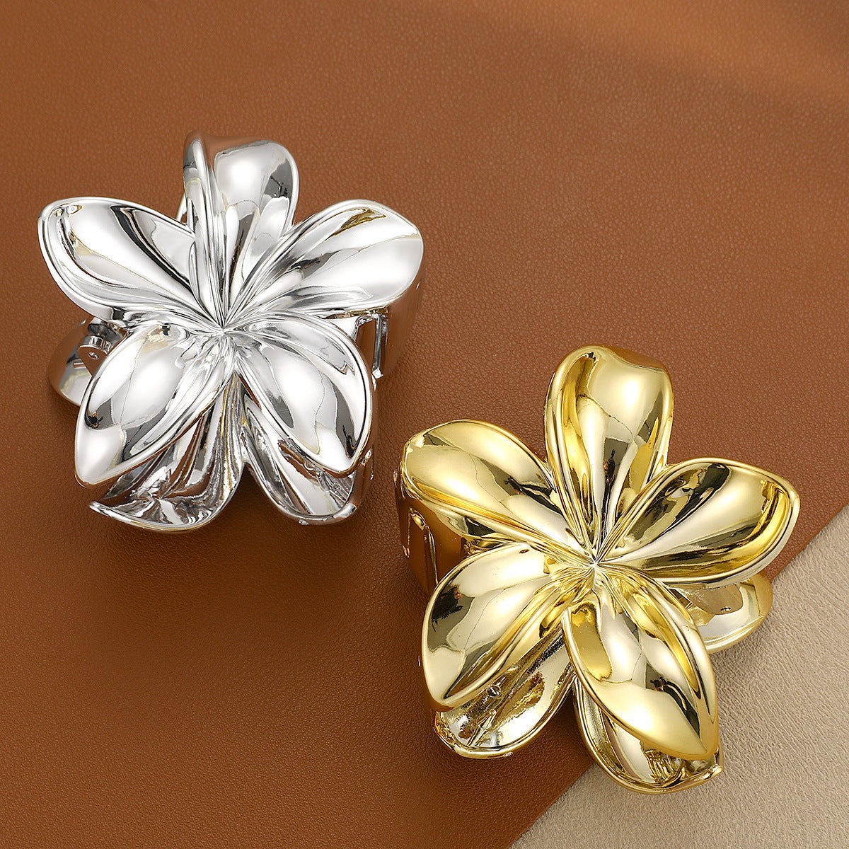 Golden French Retro Floral Hair Clip