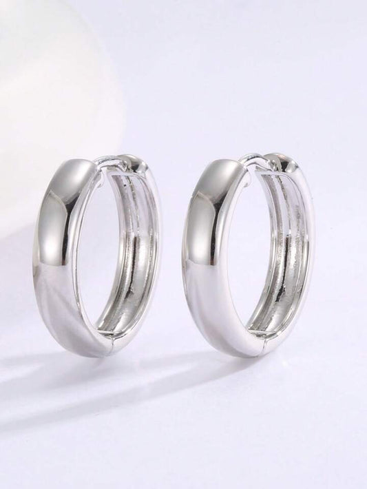 Golden round earbuckle