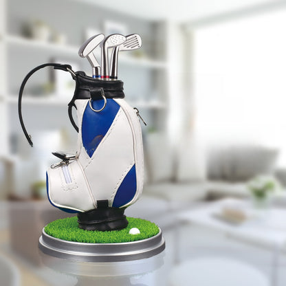 Golf-shaped pen holder