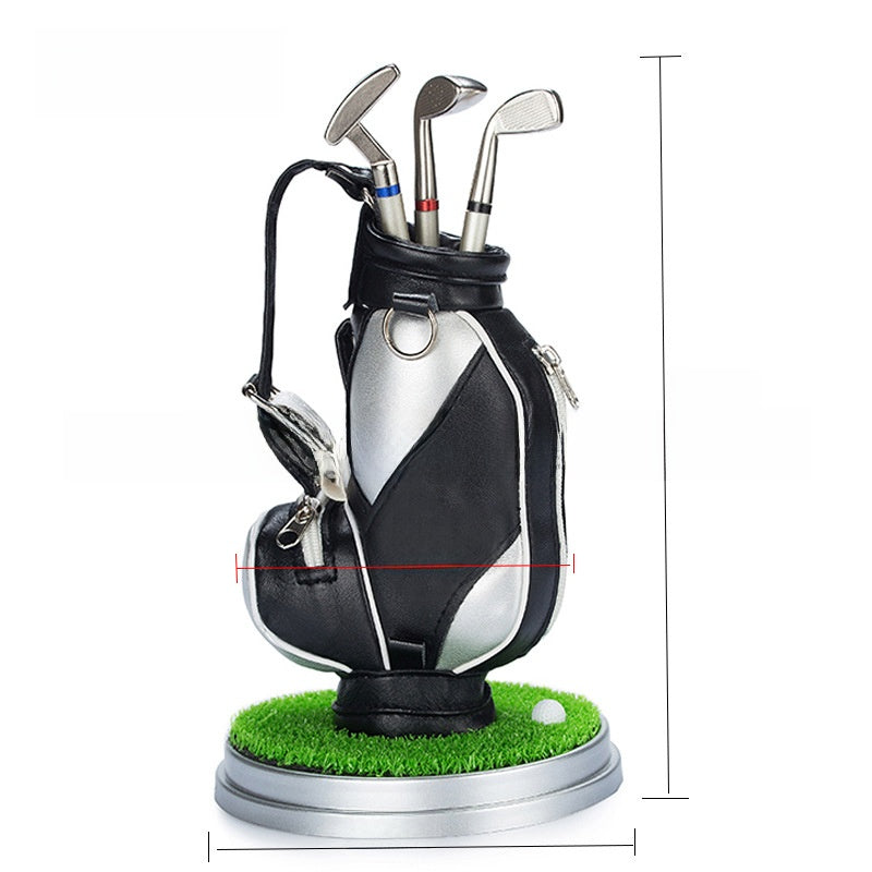 Golf-shaped pen holder