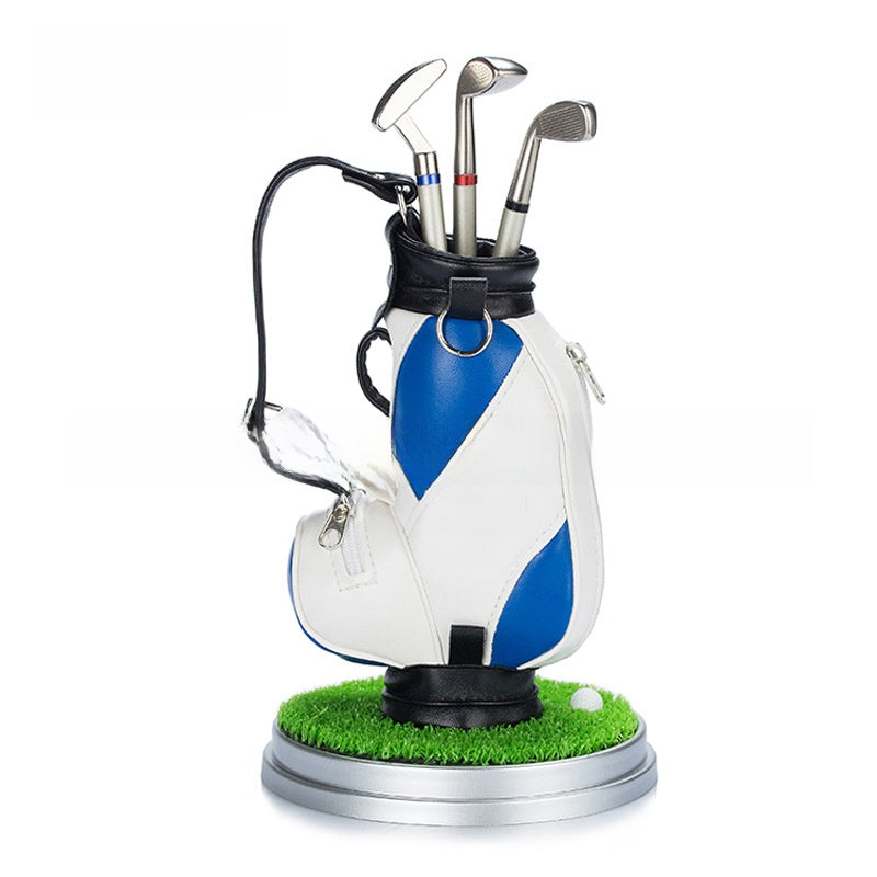 Golf-shaped pen holder