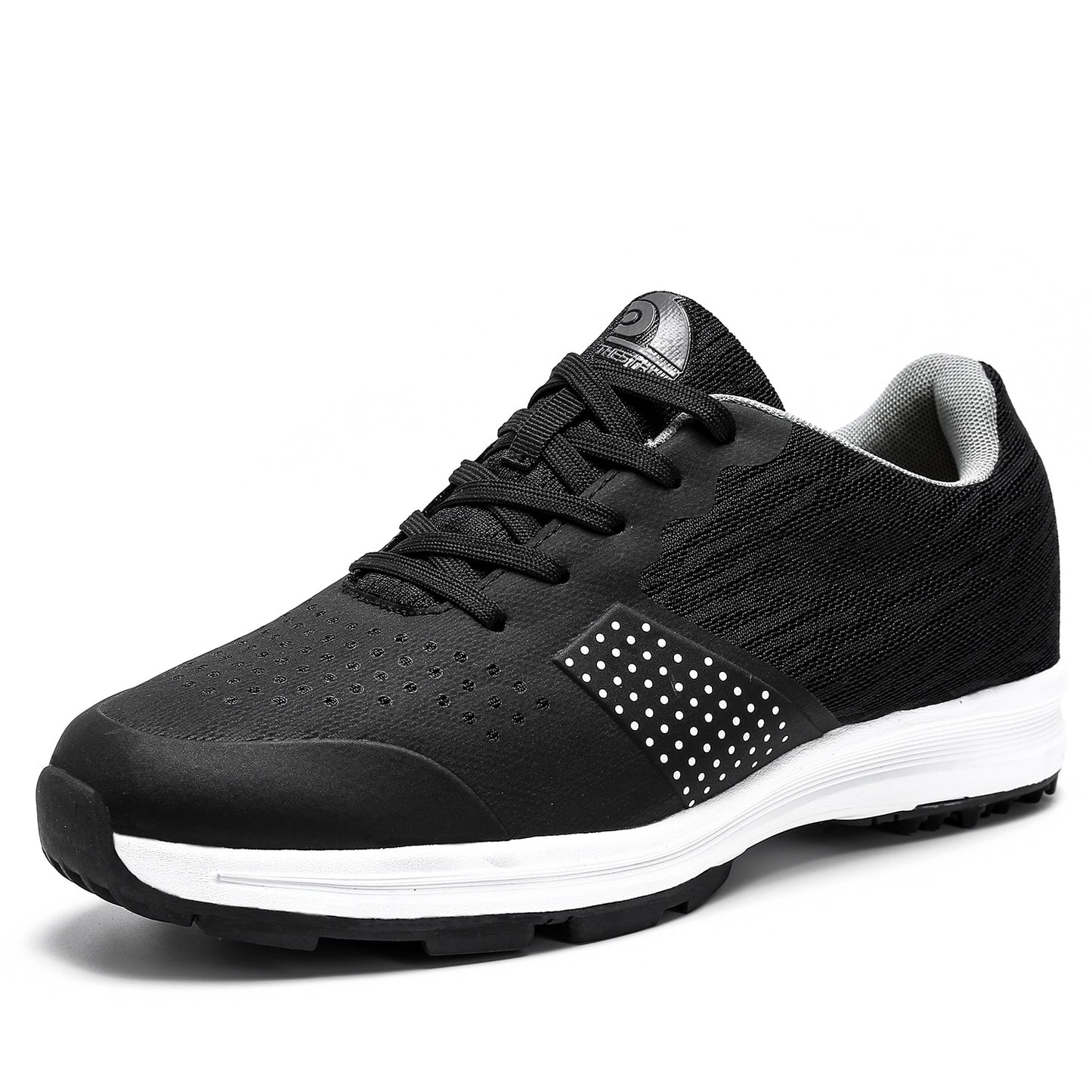 Golf shoes