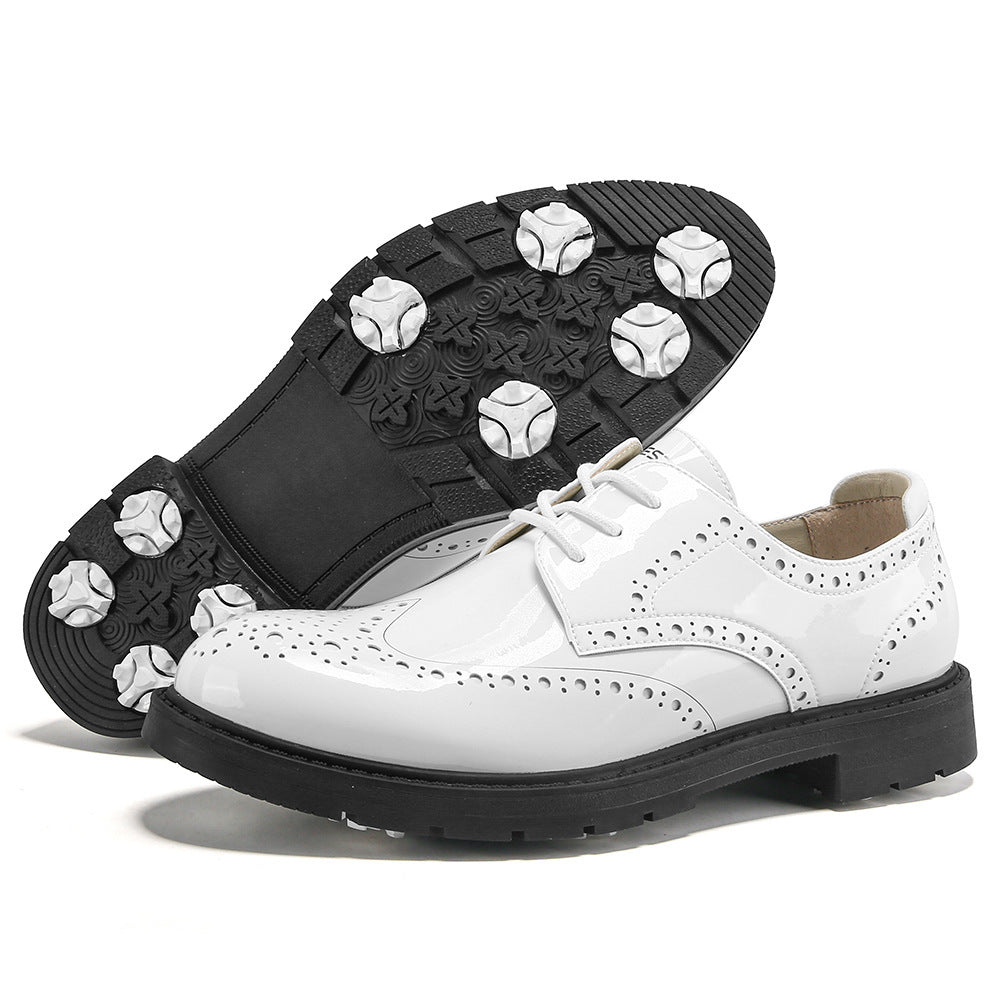 Golf shoes