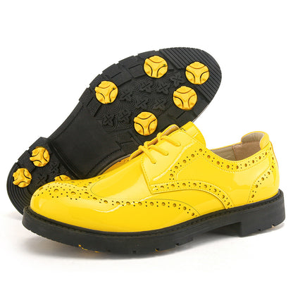 Golf shoes