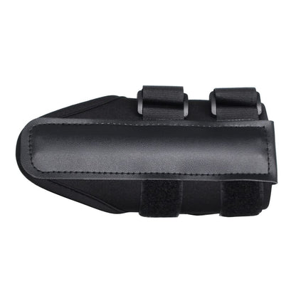 Golf swing wrist fixation