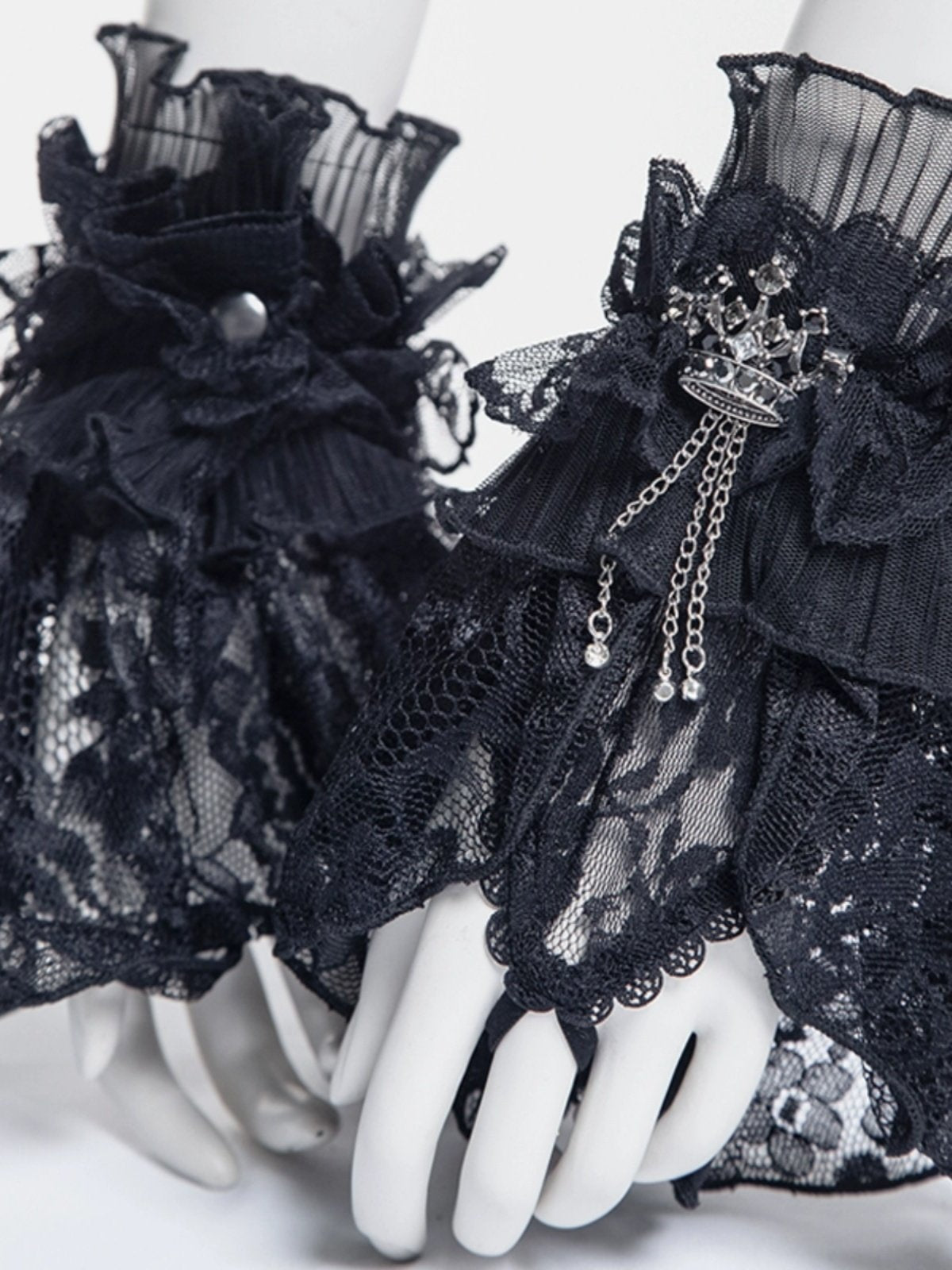 Gothic elegant lace gloves