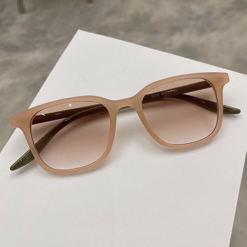 Gradient-colored Ins-style FOG sunglasses