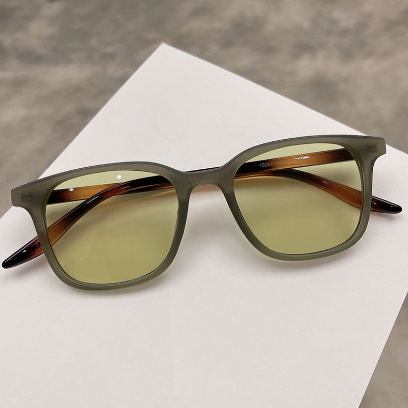 Gradient-colored Ins-style FOG sunglasses