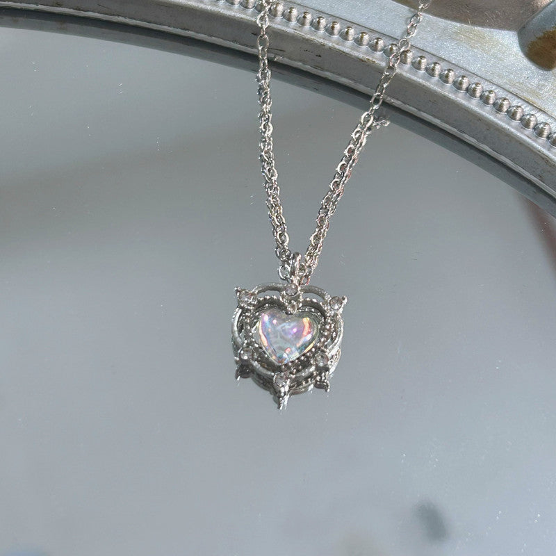 Gradient Heart Pendant Necklace for Women