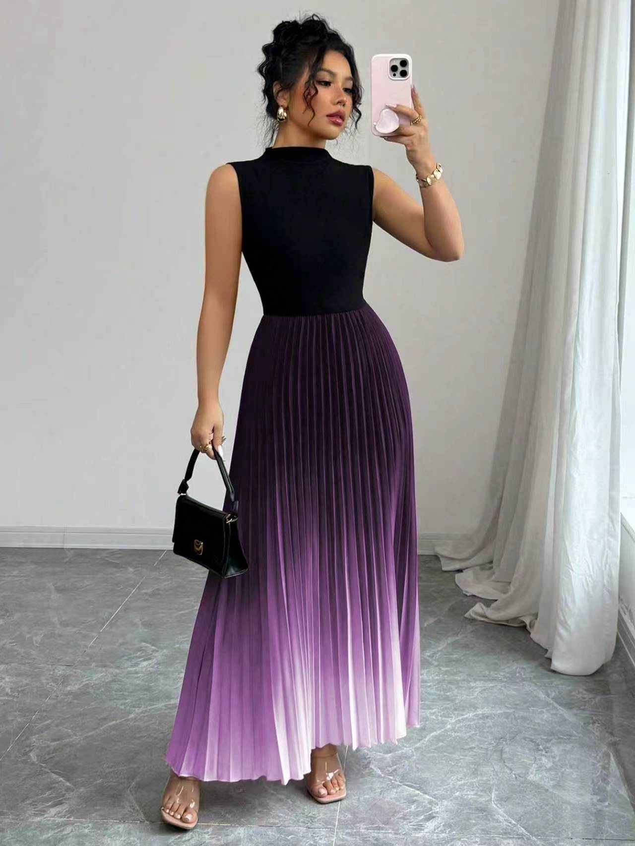 Gradient Sleeveless Pleated Dress
