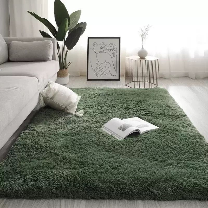 Gradient tie-dyed plush carpet