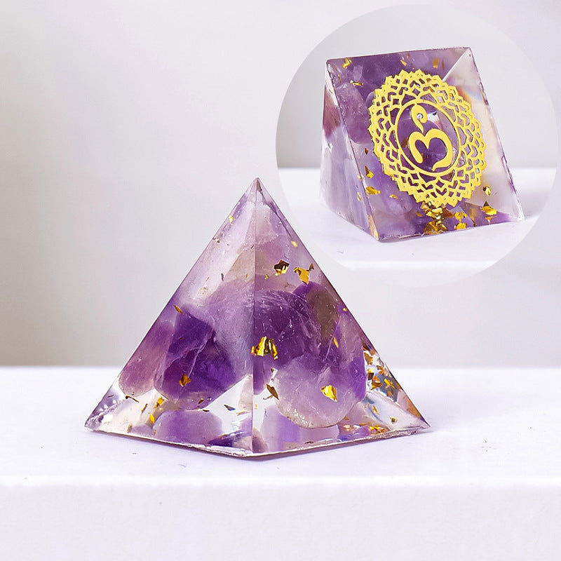 Gravel Resin Pyramid Ornament