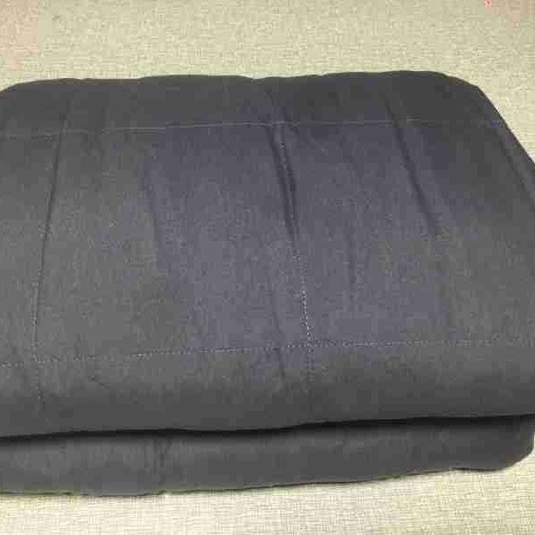Gray Large Checkered Weighted Blanket
