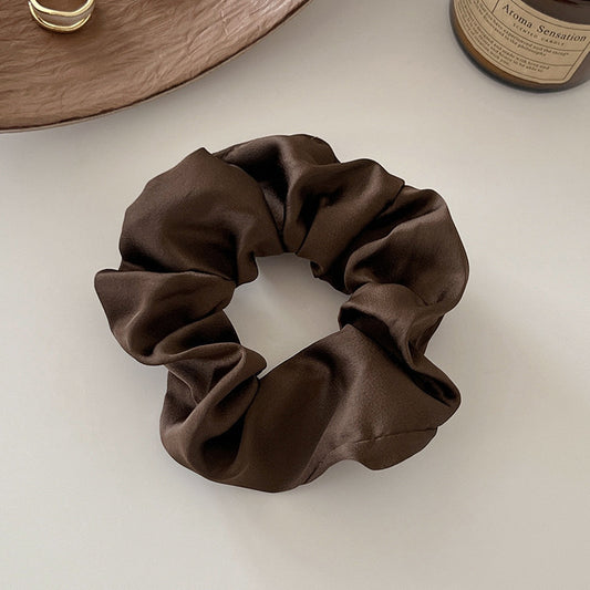 Hair ring with a hair tie, exuding a sophisticated vibe