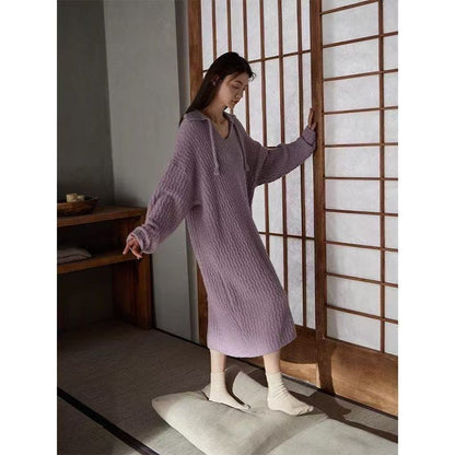 Half Velvet Nightgown