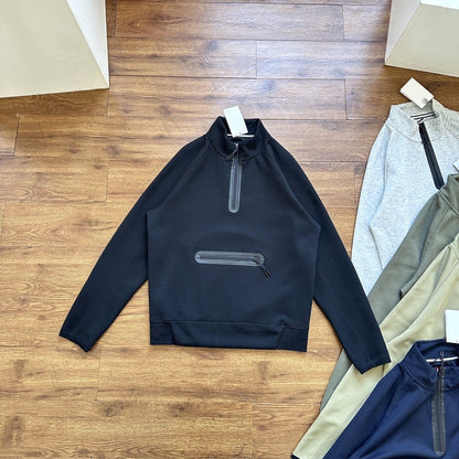 Half-zip raglan sleeve stand-up collar sweatshirt