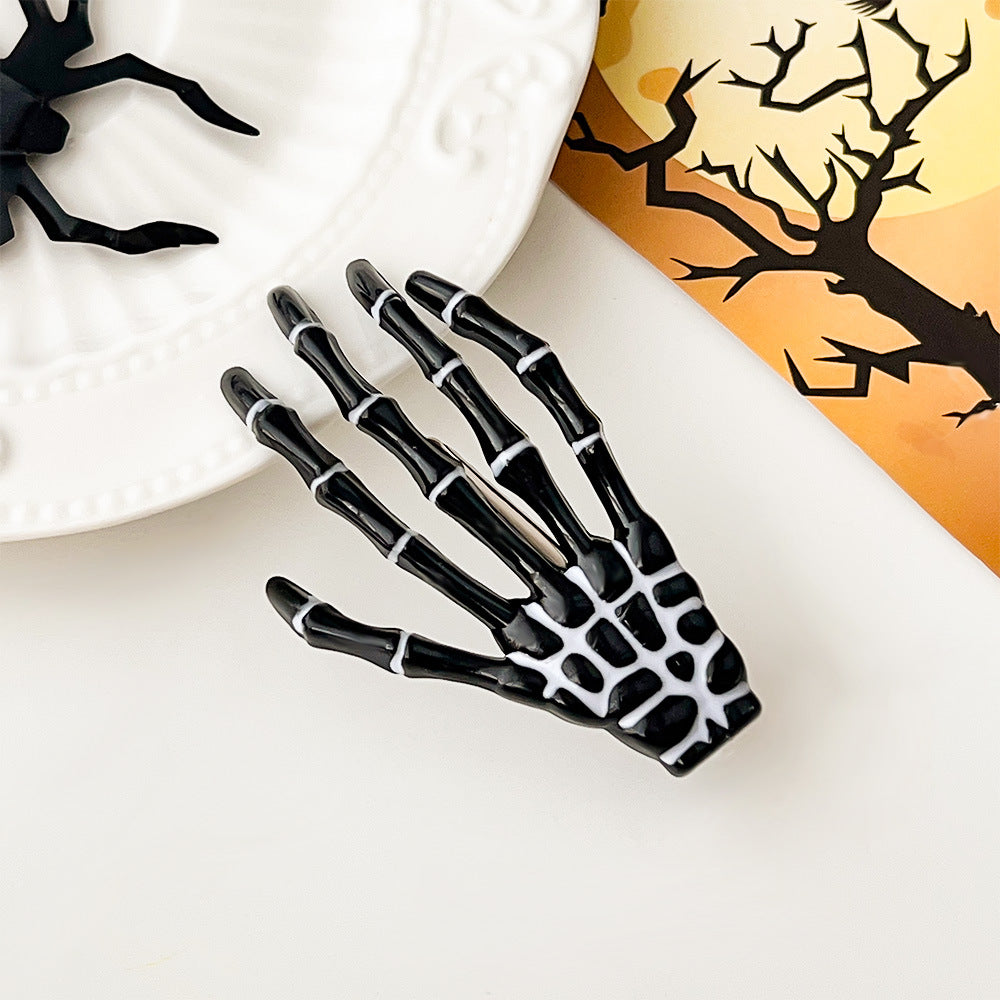 Halloween skull Harajuku hand bone hairpin