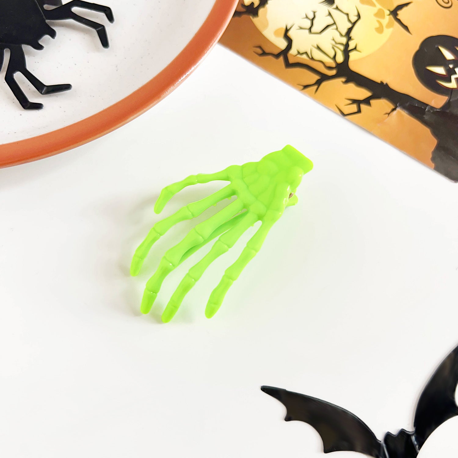 Halloween skull Harajuku hand bone hairpin