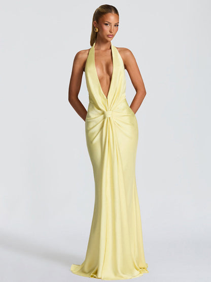 Halterneck Backless Pleated Dress