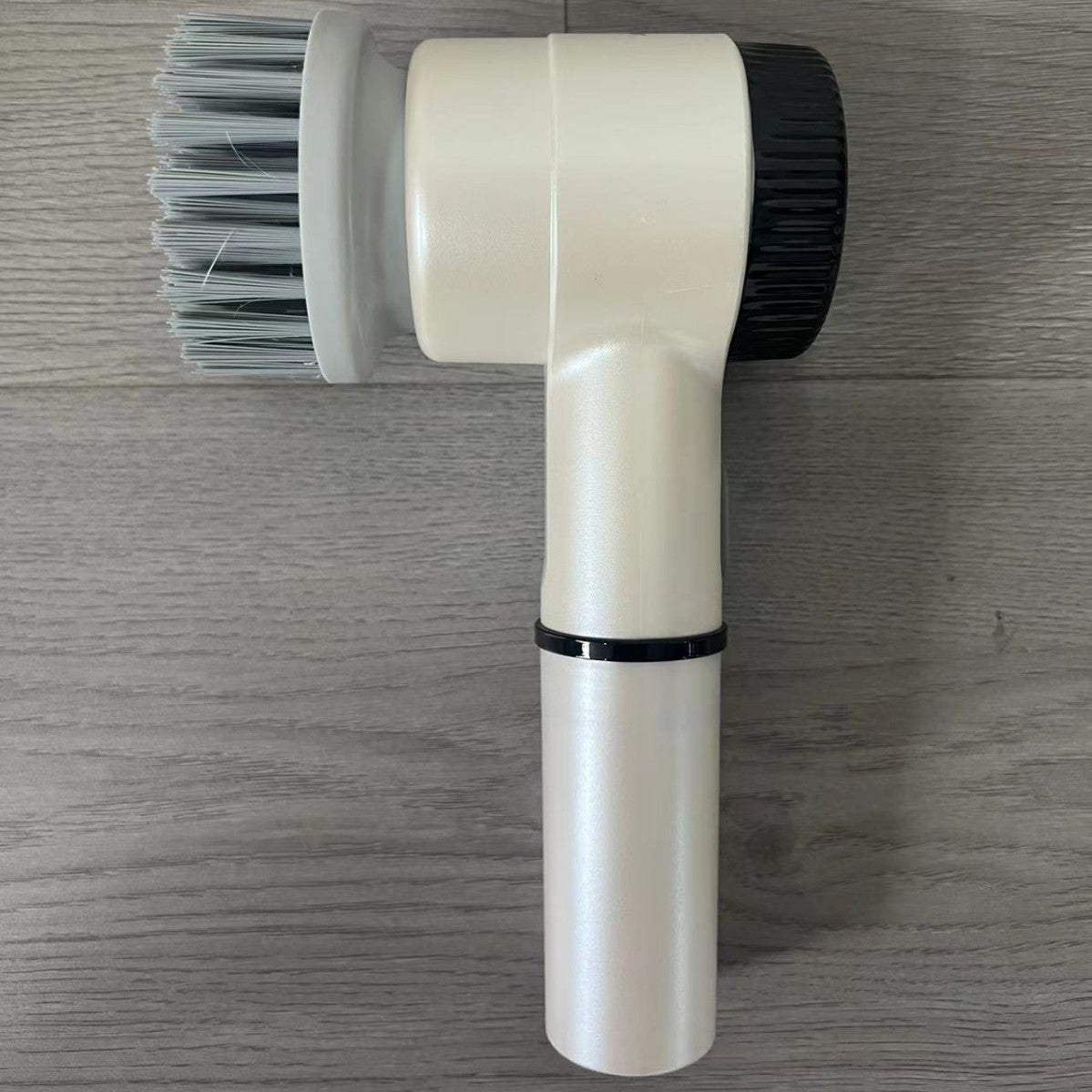 Hand-held cleaning brush