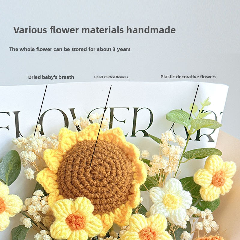 Hand-knitted flower bouquets made of wool