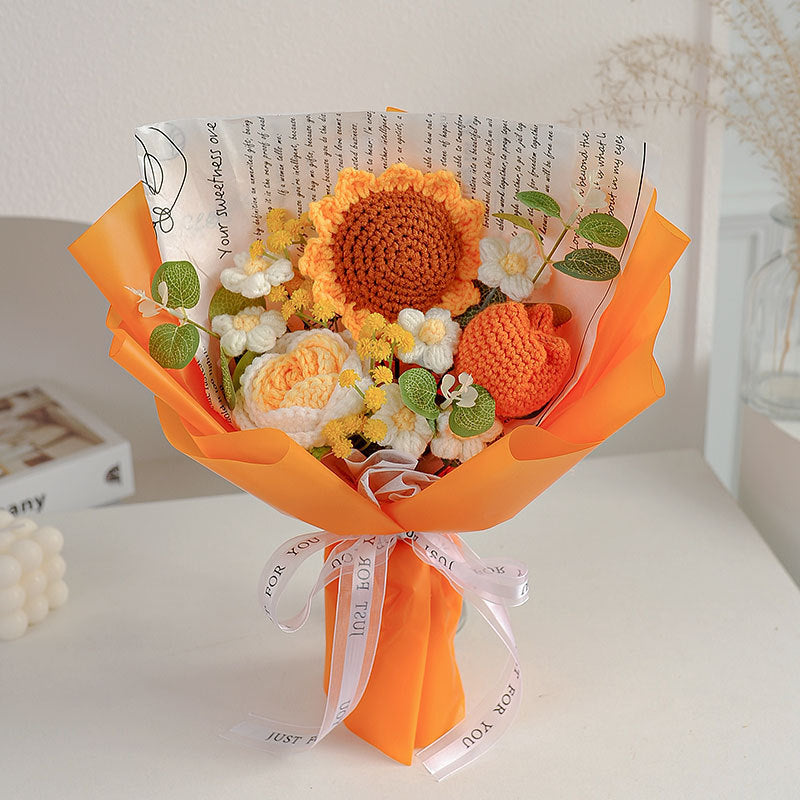 Hand-knitted flower bouquets made of wool