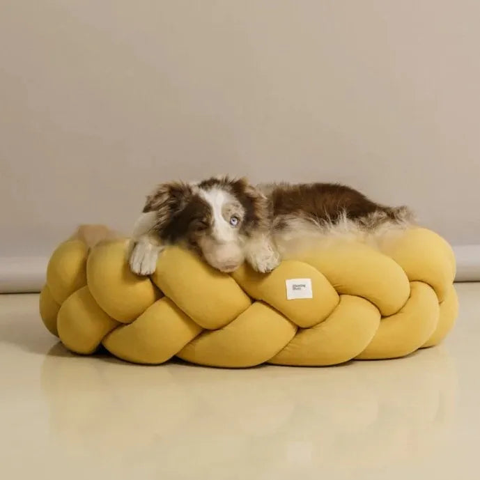Hand-Woven Removable Pet Bed