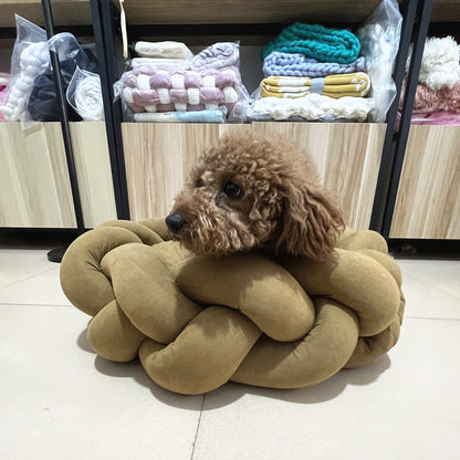 Hand-Woven Removable Pet Bed