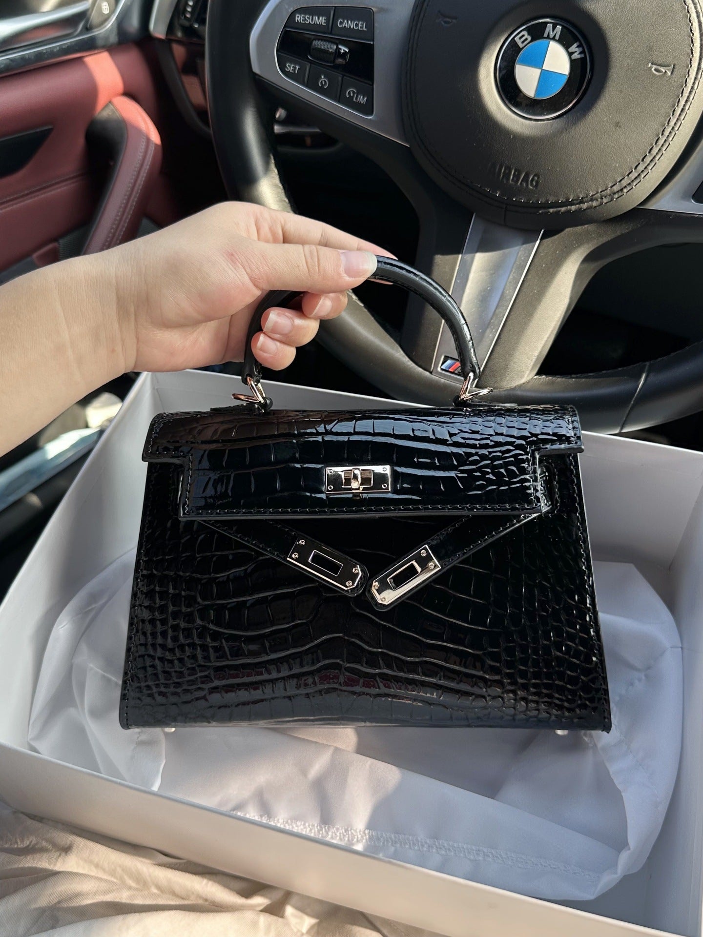 Handbag