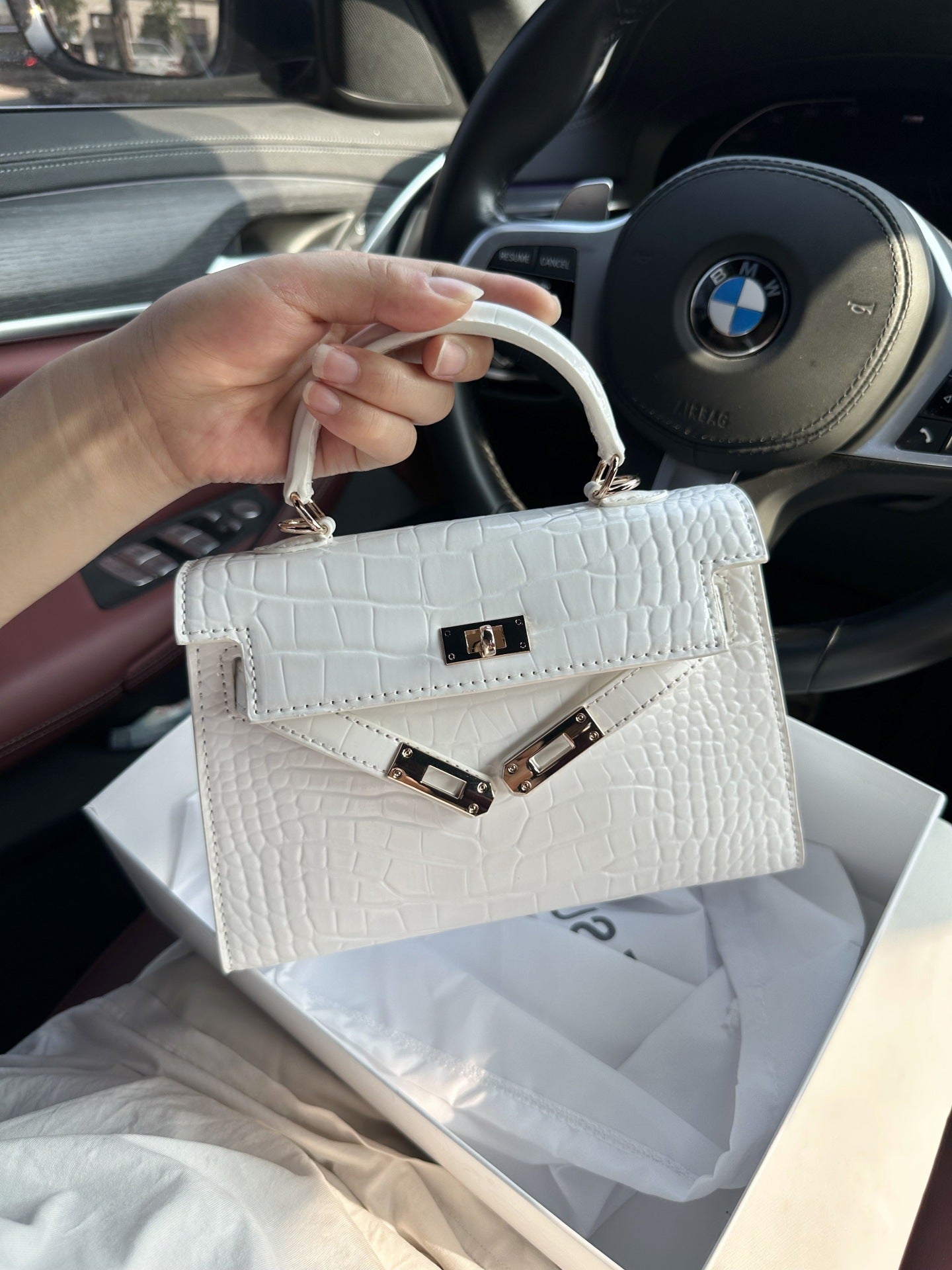 Handbag