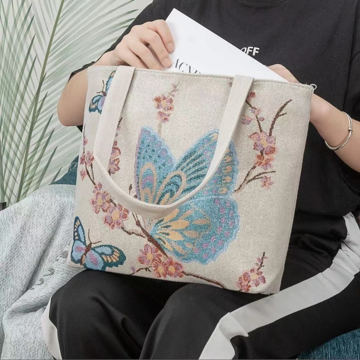 Handheld Canvas Mini Bag