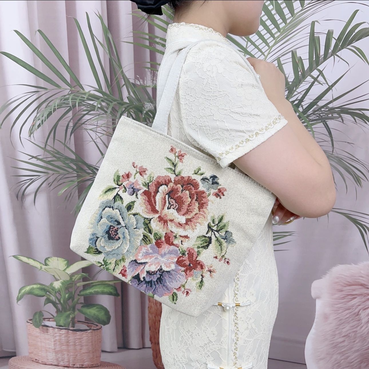 Handheld Canvas Mini Bag