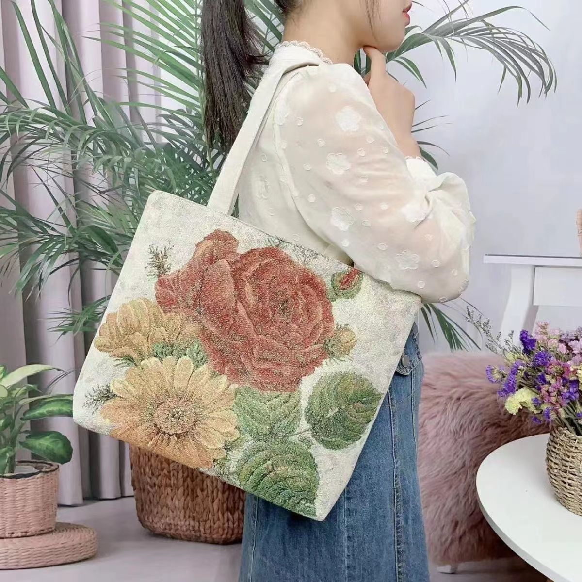 Handheld Canvas Mini Bag