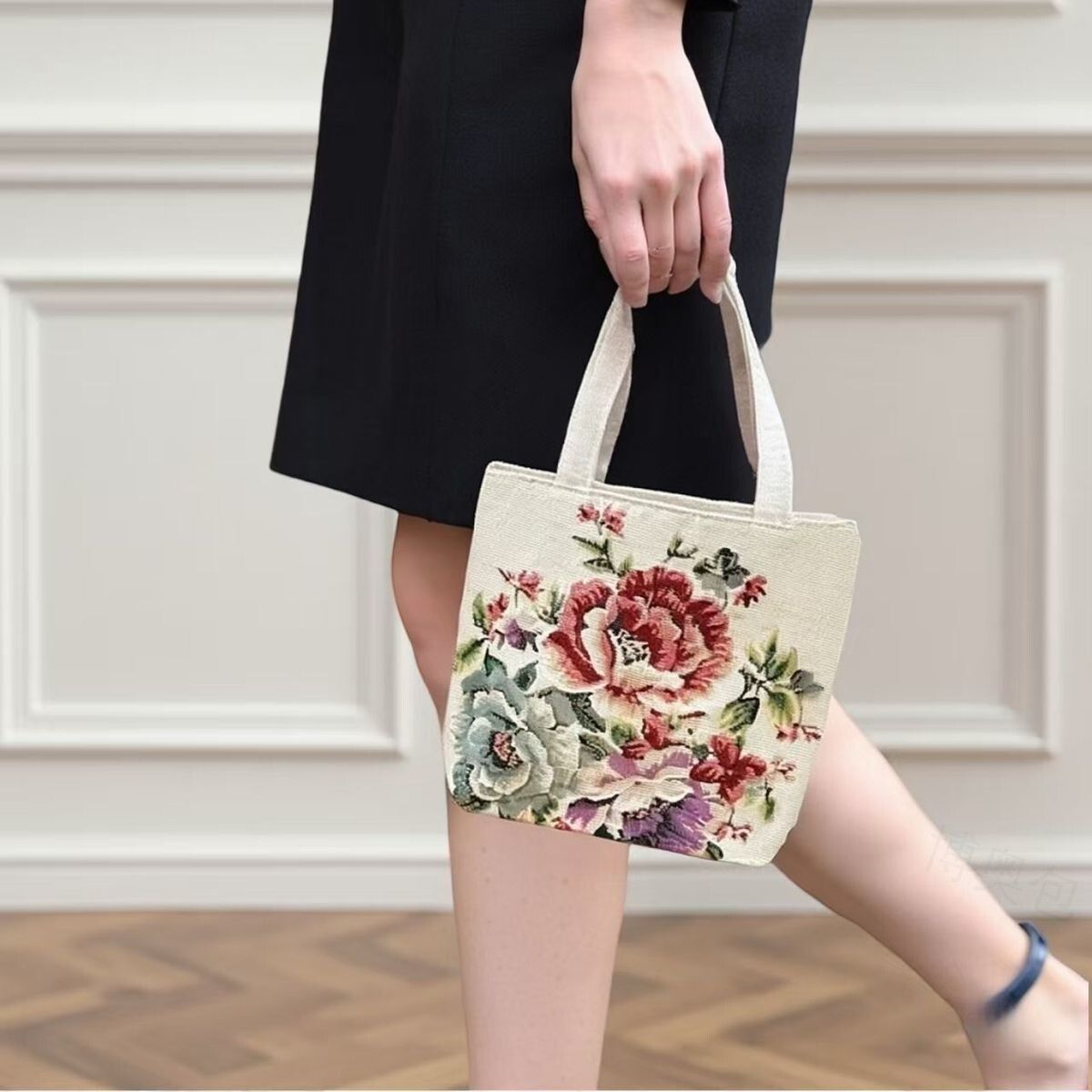 Handheld Canvas Mini Bag