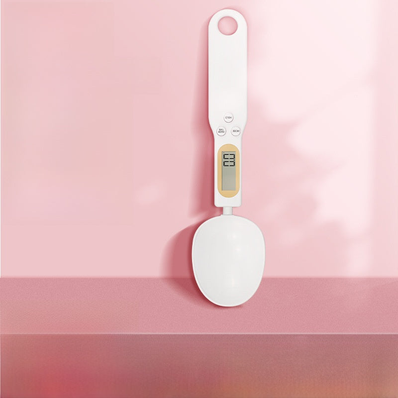 Handheld electronic spoon scale