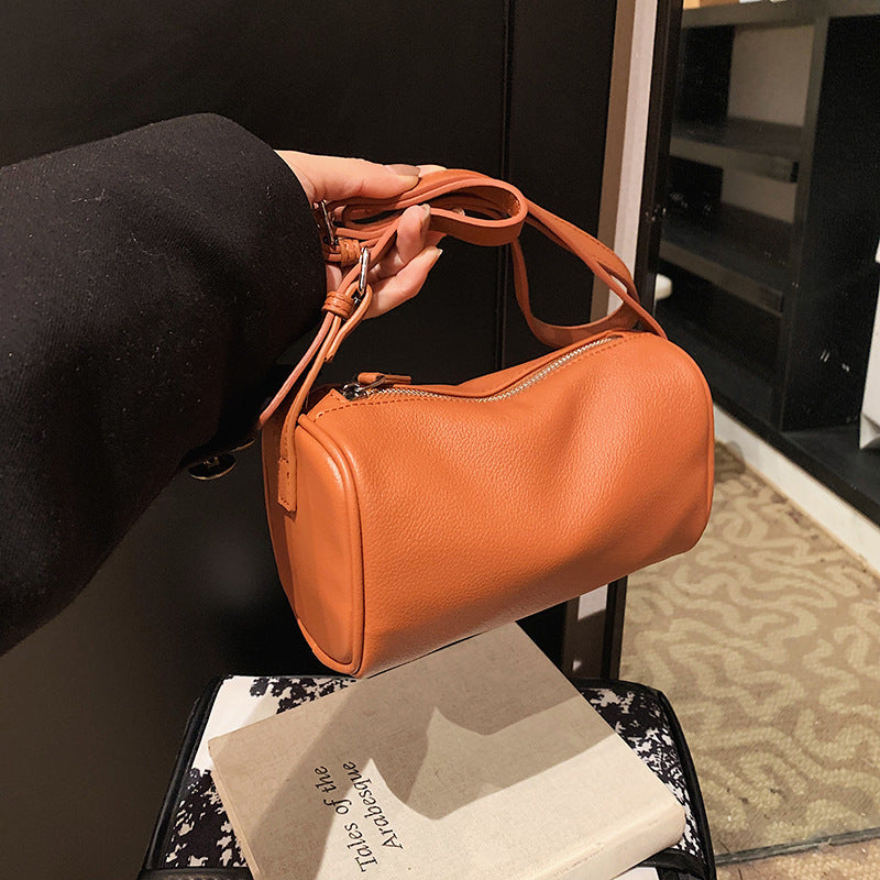 Handheld pillow bag
