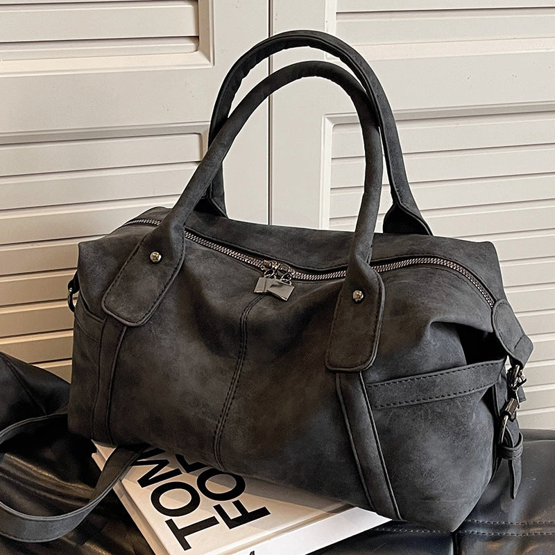 Handheld travel bag
